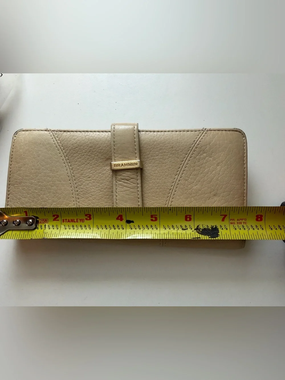 Brahmin wallet cream leather vintage extra clean